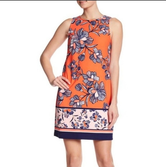 Vince Camuto Dresses & Skirts - VINCE CAMUTO Floral Keyhole Sleeveless Shift Dress